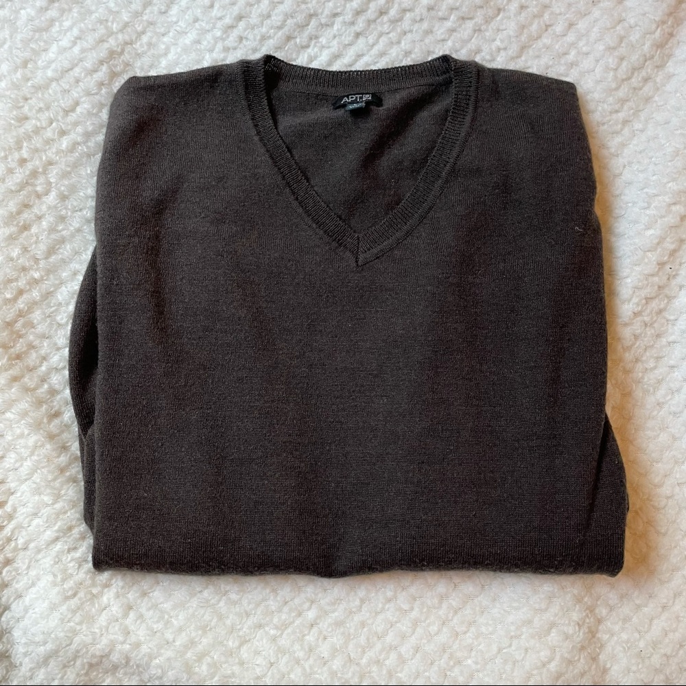 Men’s Large Brown APT.9 V-Neck Pullover Sweater Wool/Acrylic Blend